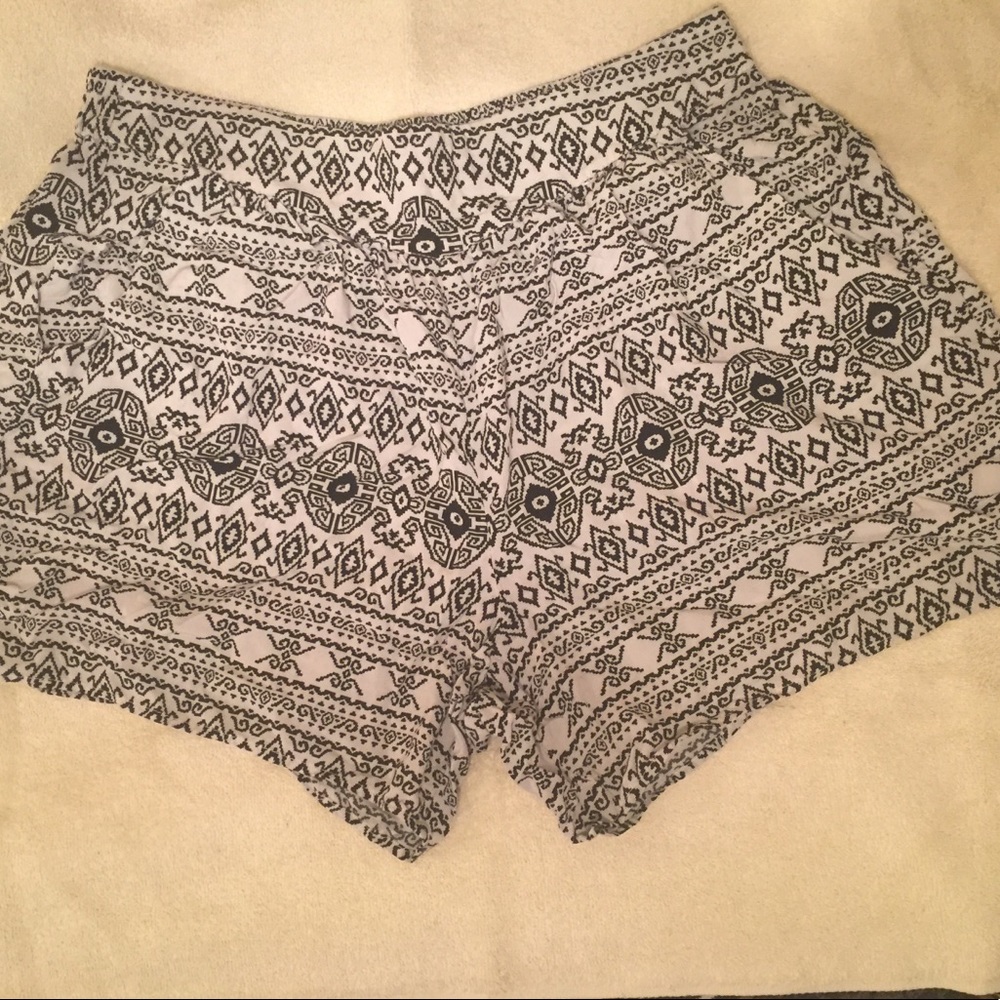 Black and white printed shorts